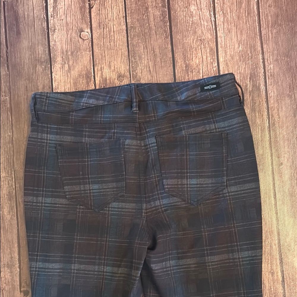 Liverpool Ponte Knit Pull On Dark Plaid Trousers Sz 10/30 - Picture 5 of 6